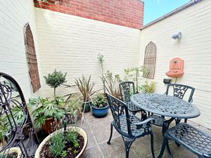 Courtyard- click for photo gallery